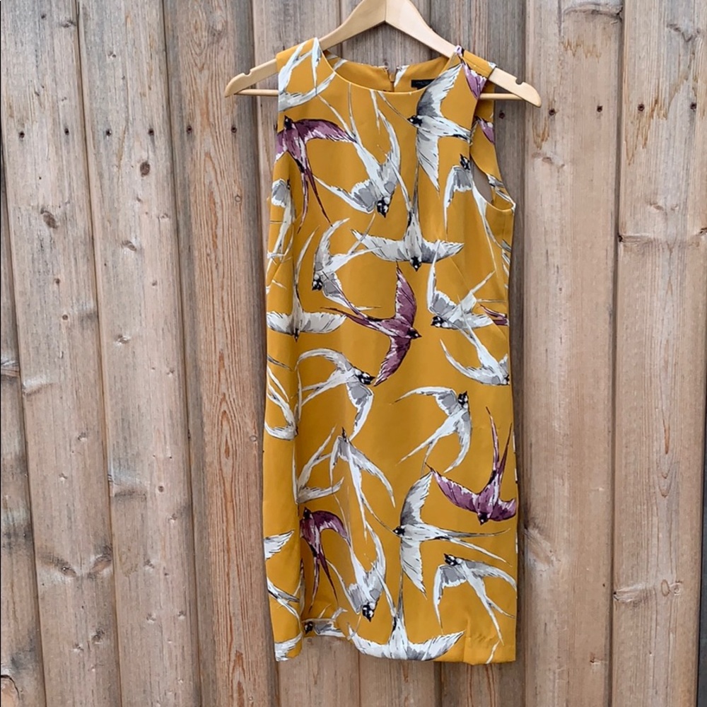Ann Taylor Mojave Bird Print Yellow Shift Dress